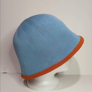 Y2K Reversible Danier Leather Knit Bucket Hat